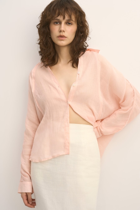 Airy Shirt in Soft Pink